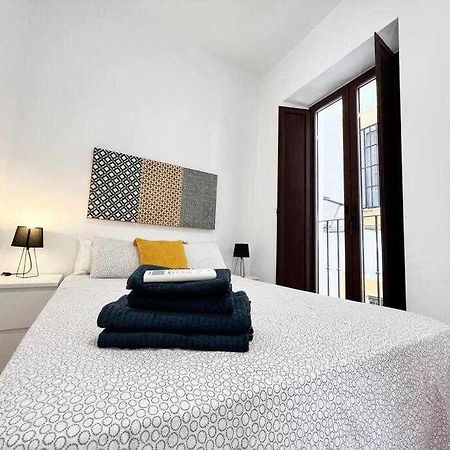 Apartament Aym Places Buen Viaje Parking Incluido Sewilla Zewnętrze zdjęcie