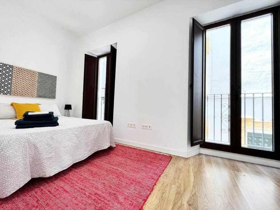 Apartament Aym Places Buen Viaje Parking Incluido Sewilla Zewnętrze zdjęcie