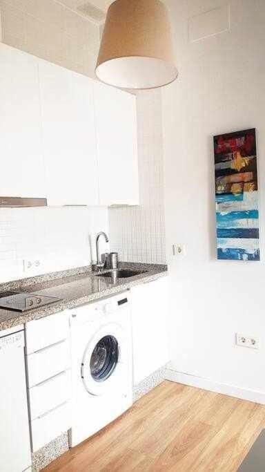 Apartament Aym Places Buen Viaje Parking Incluido Sewilla Zewnętrze zdjęcie